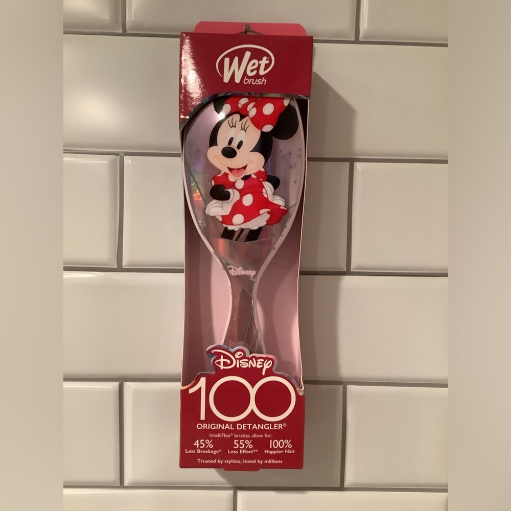 Disney wet brush Minnie Mouse